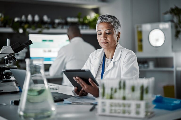 Should Primary Care Physicians Review All Test Results?